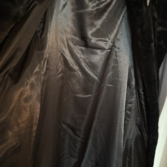 NWOT K. JORDAN FAUX FUR COAT - Picture 5 of 13